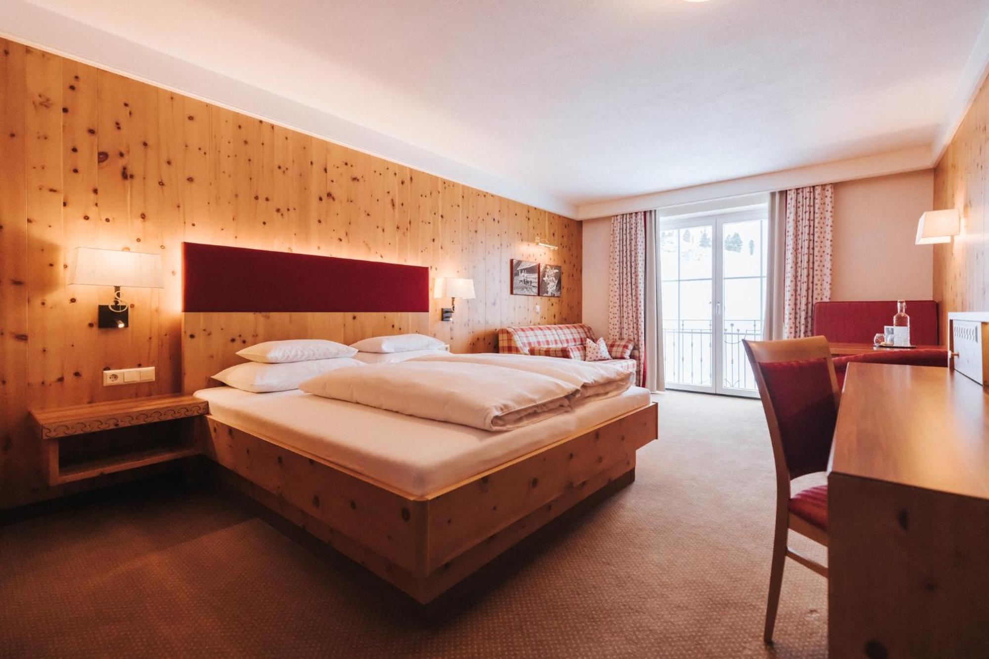 Superior Hotel Schneider Ski-In & Ski-Out Obertauern Room photo